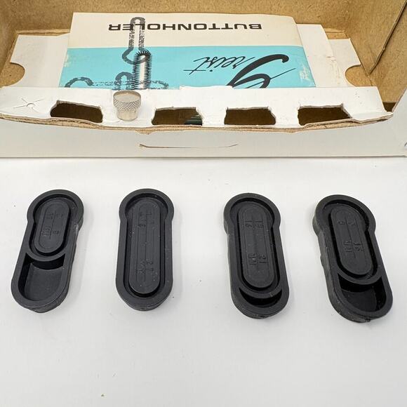 Set of 2 Greist Buttonholers Model Automatic Buttonhole Stitch Attachments w Box - Picture 7 of 12